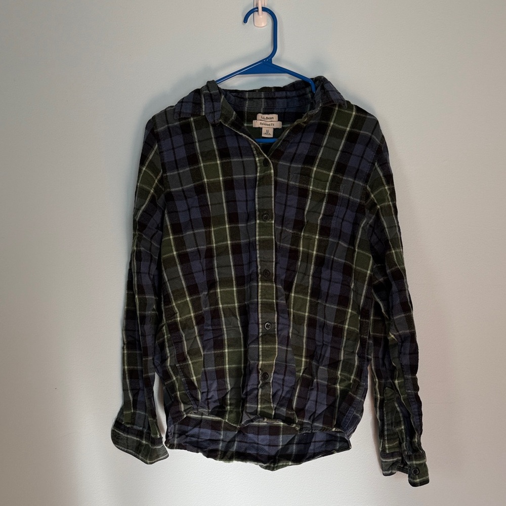 L.L. Bean Relaxed Fit Scotch Plaid Flannel Shirt in Graham of Mentieth
